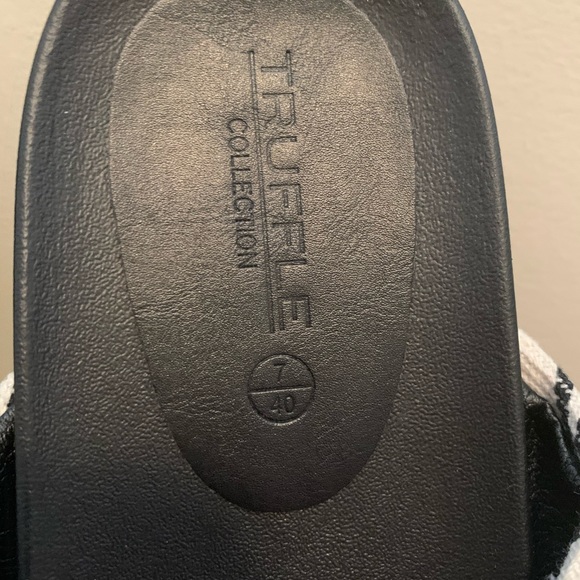 Bow Slide Sandals - Picture 5 of 5